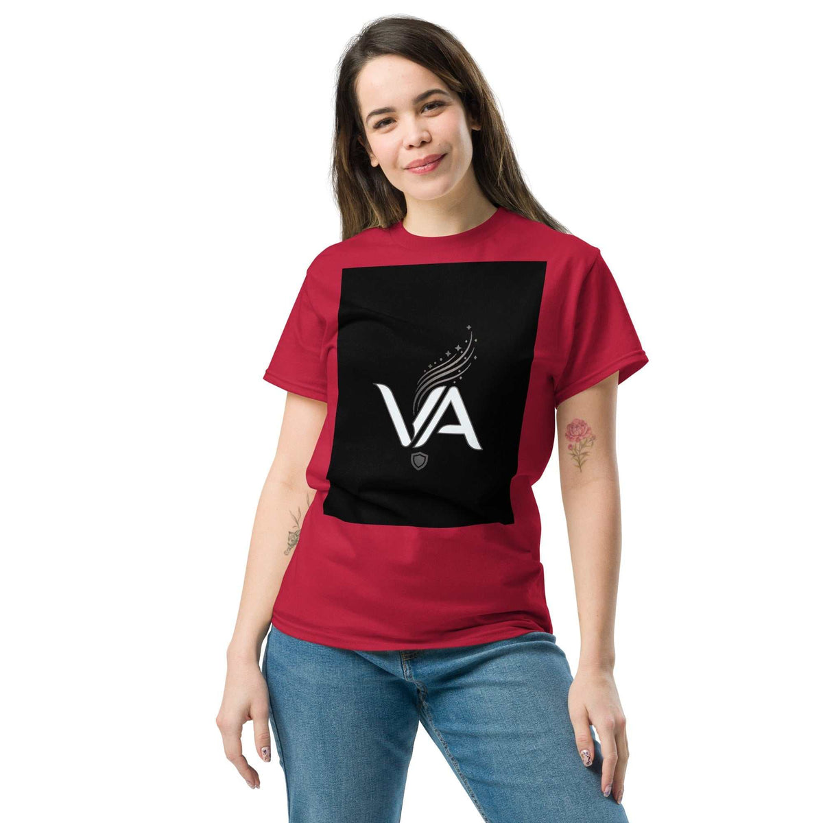 Unisex classic tee 100% cotton with structured fit and sharp edges for layered streetwear looks