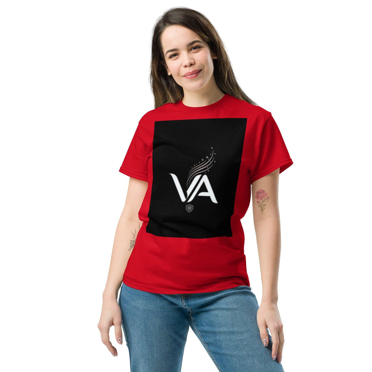 Unisex classic tee 100% cotton structured fit with sharp edges for streetwear layering